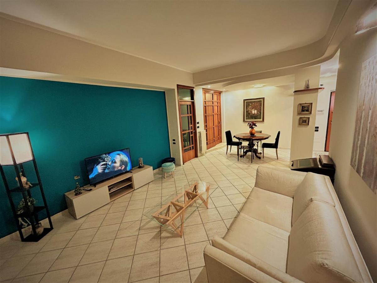 Acquamarina House *